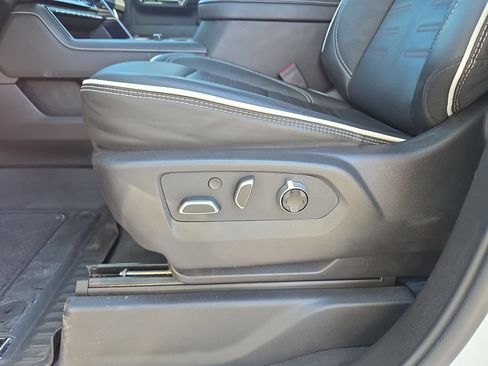 Used 2026 GMC Sierra 2500 AT4X AWD/4WD image 26
