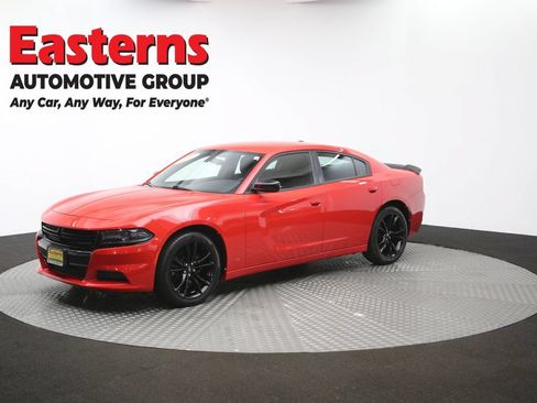 Used 2018 Dodge Charger SXT w/ Blacktop Package RWD image 55