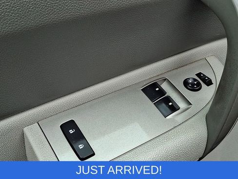 Used 2009 Chevrolet Silverado 1500 W/T AWD/4WD image 18