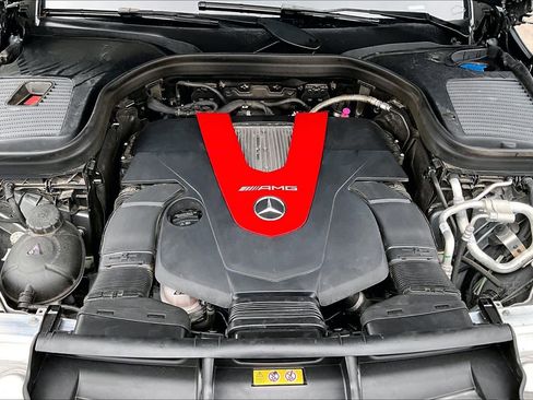 Used 2023 Mercedes-Benz GLC 43 AMG AMG GLC 43 image 31