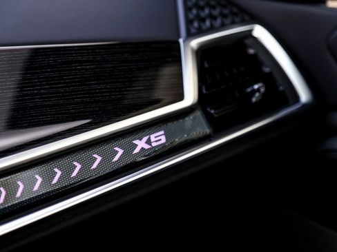 New 2026 BMW X5 xDrive40i w/ Executive Package image 16