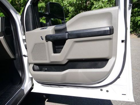 Used 2020 Ford F250 XL w/ Power Equipment Group AWD/4WD image 39