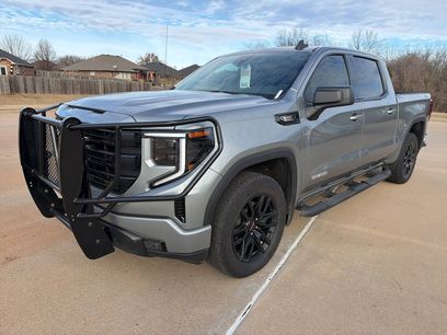 Used 2025 GMC Sierra 1500 Elevation
