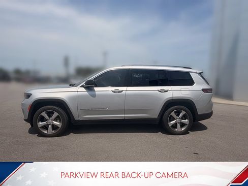 Used 2021 Jeep Grand Cherokee L Limited w/ Trailer Tow Group (B) AWD/4WD image 9