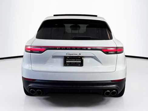 Used 2022 Porsche Cayenne S image 10