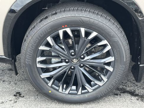 New 2026 Nissan Rogue Platinum image 11