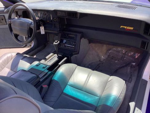 Used 1992 Chevrolet Camaro RS image 33