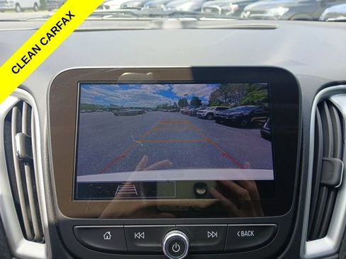 Used 2024 Chevrolet Malibu LT FWD image 14
