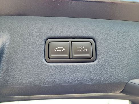 New 2026 Kia Carnival EX FWD image 15