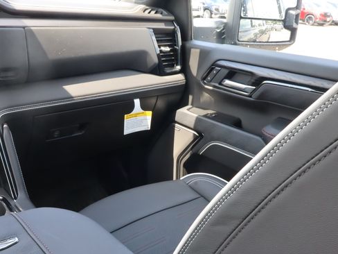 New 2026 GMC Sierra 2500 AT4X w/ AT4X AEV Edition AWD/4WD image 11