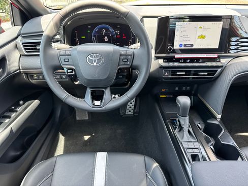Certified 2026 Toyota Camry SE FWD image 22