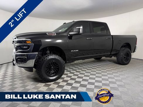 Used 2025 RAM 2500 Big Horn AWD/4WD image 1