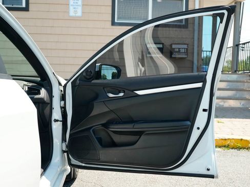 Used 2020 Honda Civic Sport image 40