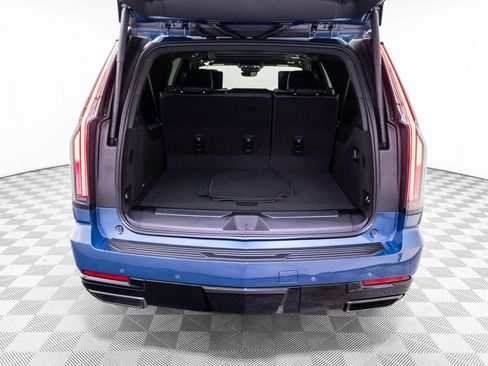 New 2026 Cadillac Escalade ESV Sport w/ Touring Package AWD/4WD image 36