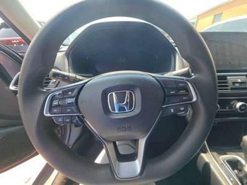 Used 2019 Honda Accord EX image 13