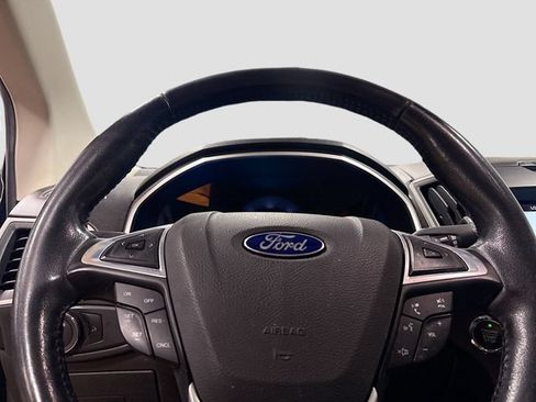 Used 2016 Ford Edge SEL w/ Equipment Group 201A AWD/4WD image 12