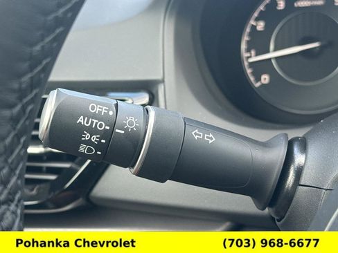 Used 2025 Acura RDX SH-AWD image 10