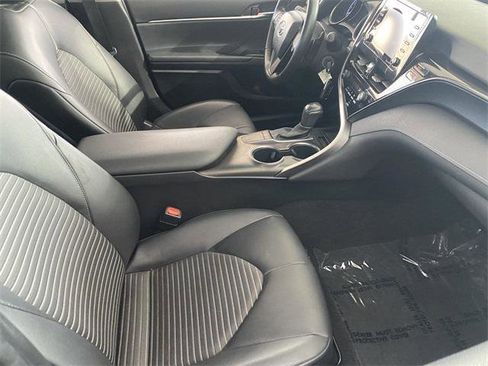 Certified 2022 Toyota Camry SE image 31