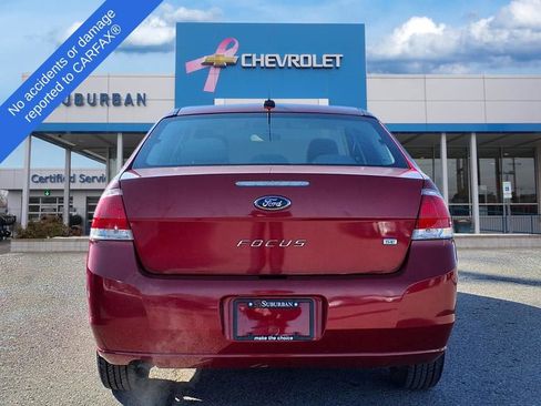 Used 2010 Ford Focus SE image 7