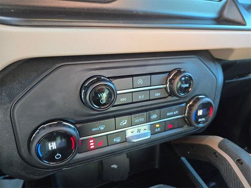 Used 2021 Ford Bronco Big Bend image 16