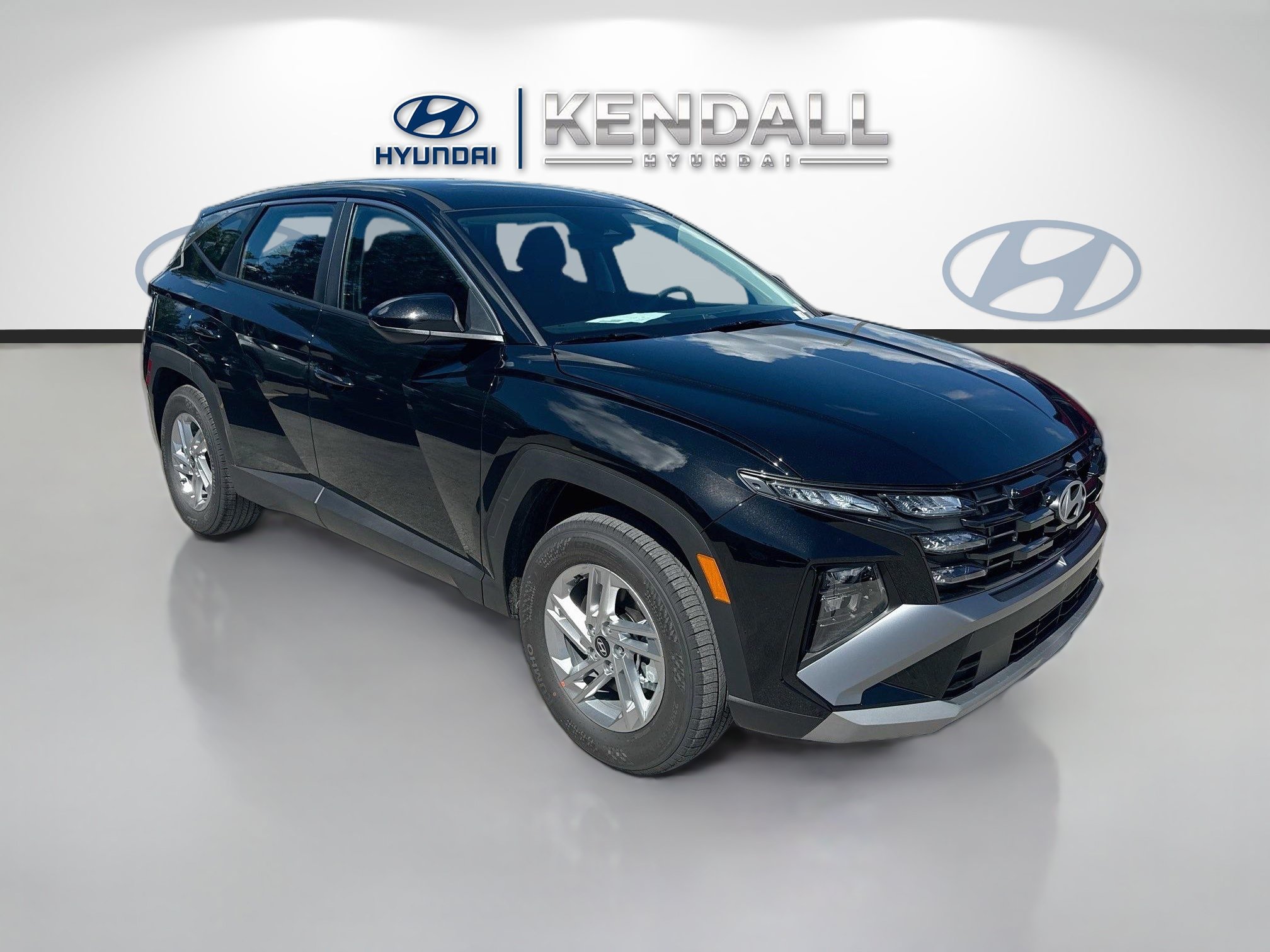 New 2026 Hyundai Tucson SE FWD image 1