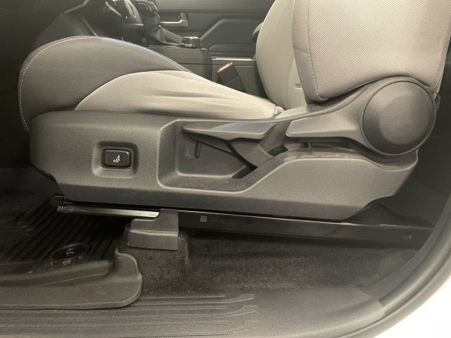 Used 2024 Toyota Tacoma TRD Sport AWD/4WD image 12