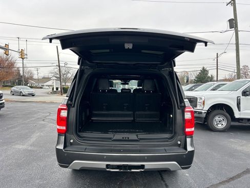 Used 2021 Ford Expedition Max XLT image 17