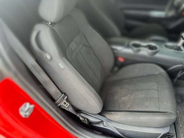 Used 2019 Ford Mustang Coupe RWD image 33