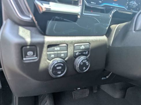 Used 2024 Chevrolet Silverado 1500 LT AWD/4WD image 17