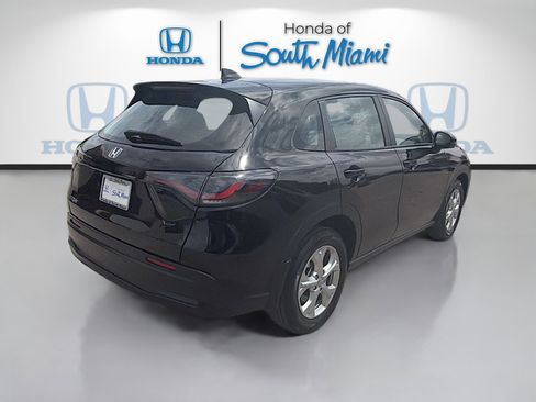Used 2025 Honda HR-V LX image 7