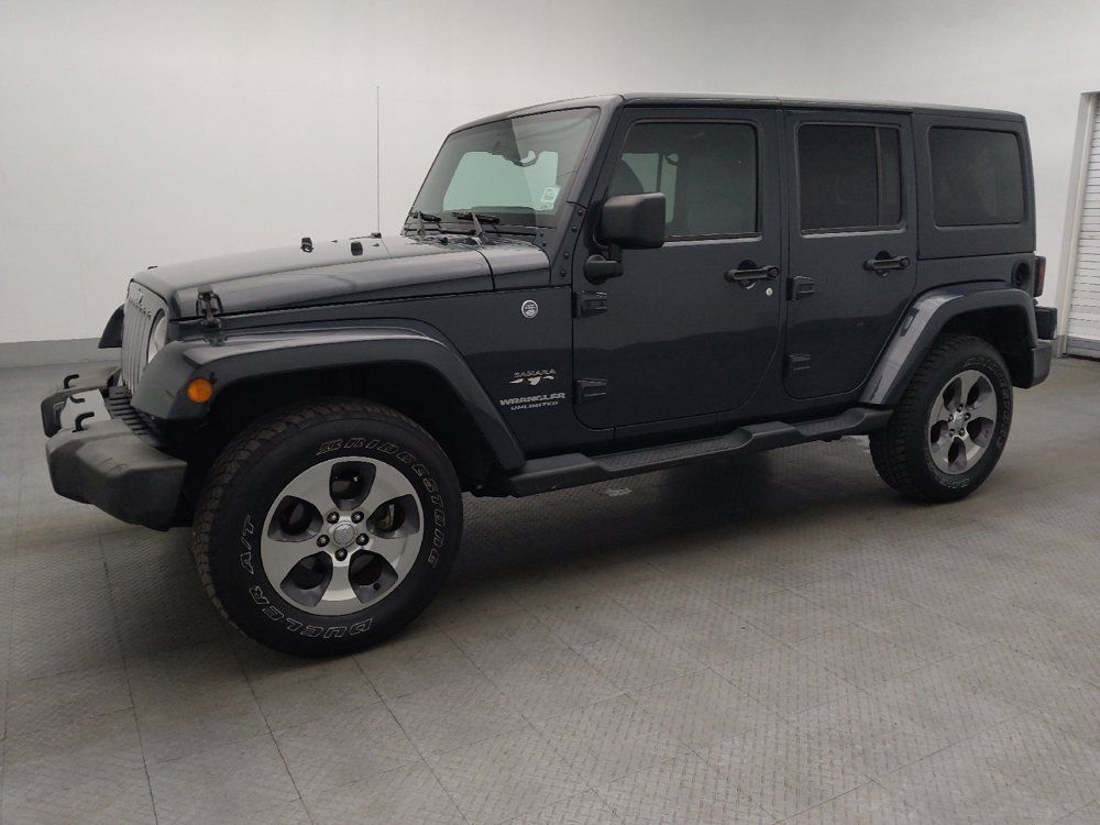 Used 2017 Jeep Wrangler Unlimited Sahara w/ Connectivity Group AWD/4WD image 2
