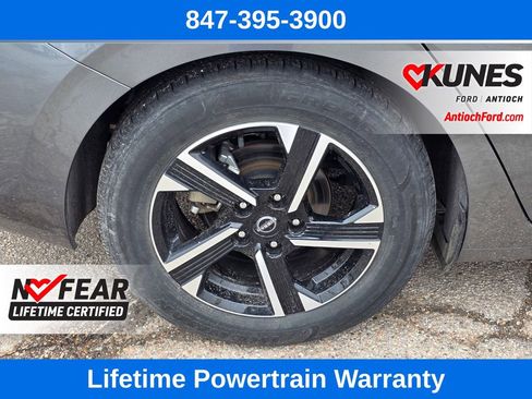 Used 2024 Nissan Sentra SV FWD image 11