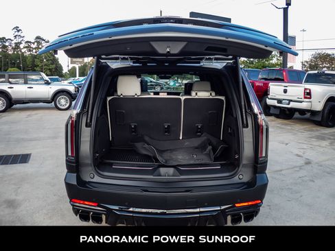 Used 2025 Cadillac Escalade V w/ LPO, Floor Liner Package image 8