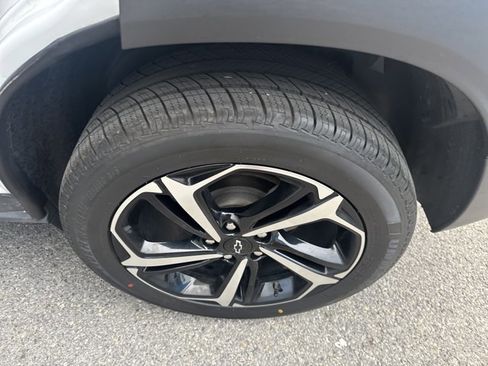 Used 2023 Chevrolet TrailBlazer RS image 12