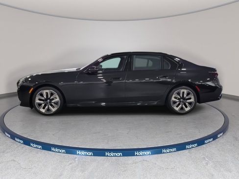 Certified 2023 BMW 760i xDrive w/ Parking Assistance Package image 12