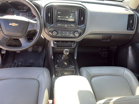 Used 2018 Chevrolet Colorado W/T image 15