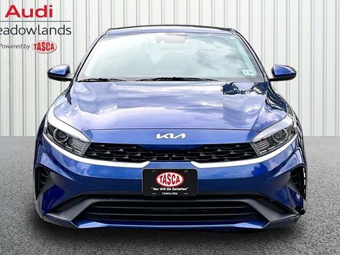Used 2022 Kia Forte LXS FWD image 2