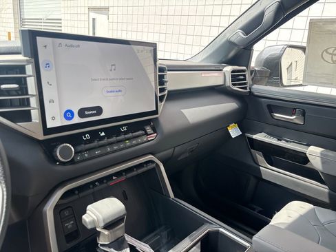 New 2026 Toyota Tundra Limited AWD/4WD image 16