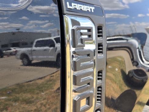 Used 2025 Ford F250 Lariat w/ Chrome Package AWD/4WD image 10