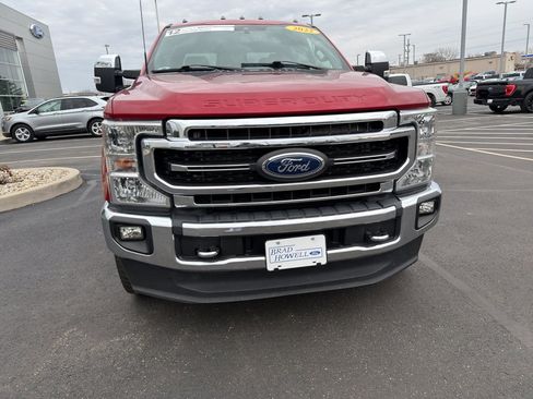 Used 2022 Ford F350 Lariat w/ Chrome Package image 3