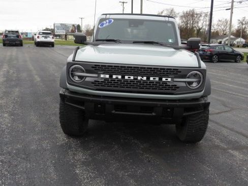 Certified 2022 Ford Bronco Badlands w/ Sasquatch Package image 11