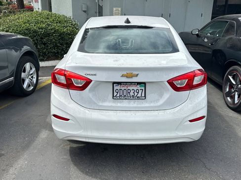 Used 2016 Chevrolet Cruze LS image 5
