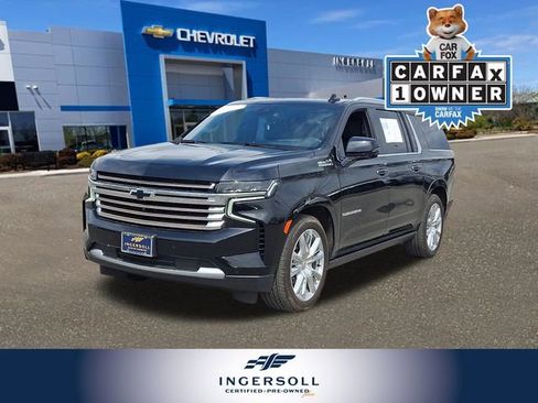 Used 2024 Chevrolet Suburban High Country AWD/4WD image 1