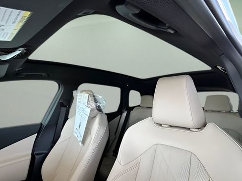 Used 2026 BMW X3 xDrive30 w/ M Sport Package image 18