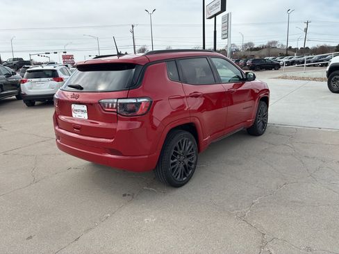 Used 2024 Jeep Compass Limited image 6