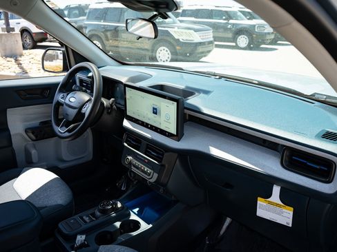 New 2026 Ford Maverick XLT FWD image 21