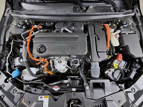 Used 2025 Honda Accord Sport image 30