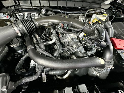 New 2025 Ford Bronco Raptor image 33