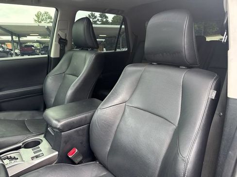 Used 2022 Toyota 4Runner Limited AWD/4WD image 9