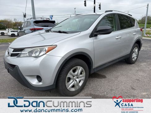 Used 2015 Toyota RAV4 LE AWD/4WD image 1